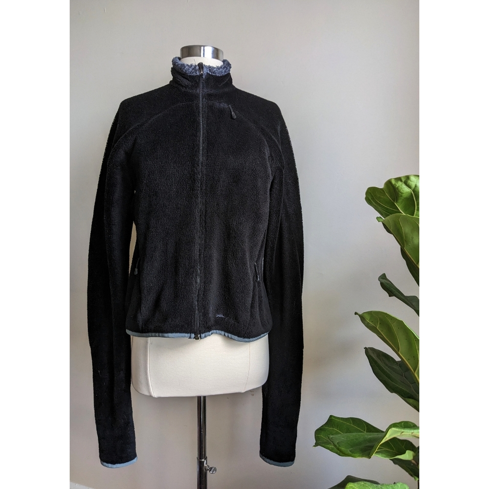 Patagonia Women's Polartec R Black Full Zip Fleece Jacket Sweater